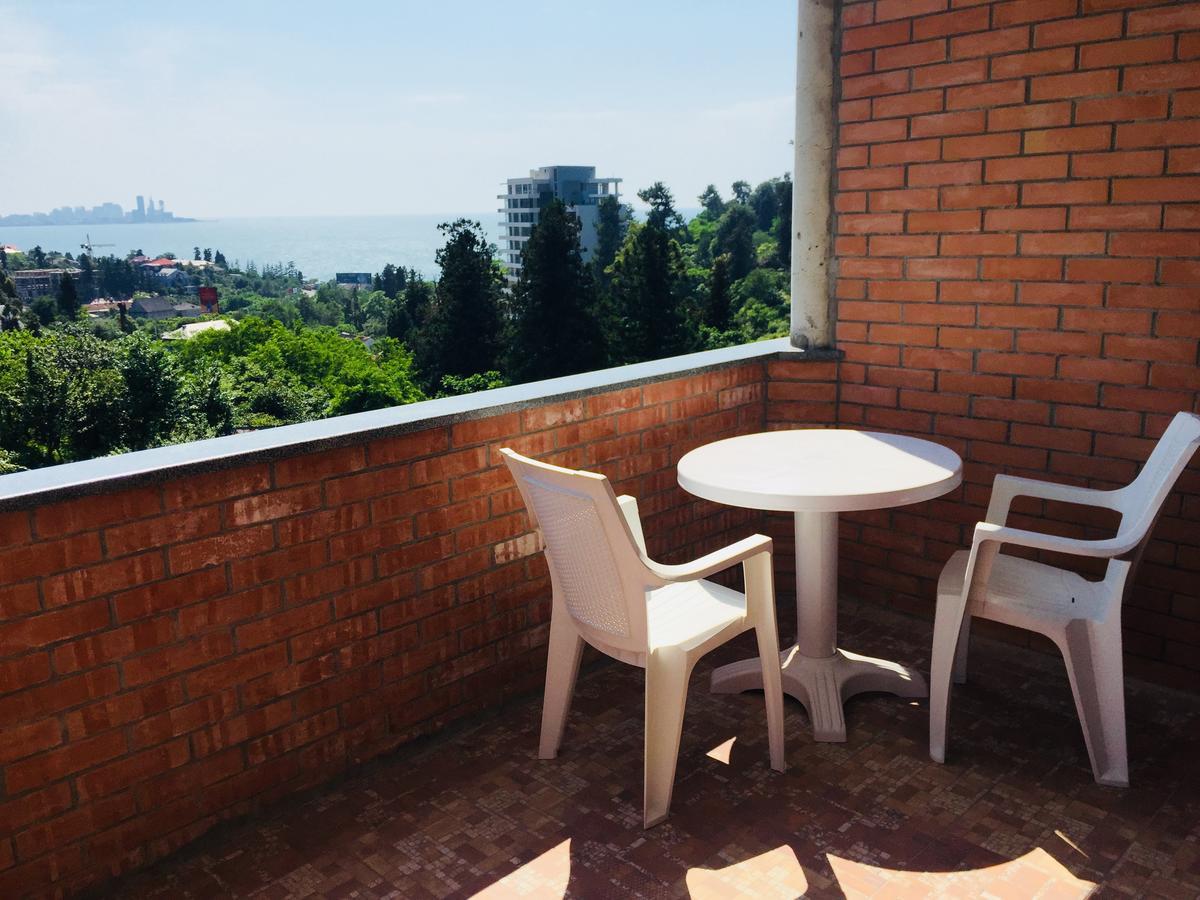 Sunny Hotel Batumi Makhinjauri Exteriör bild