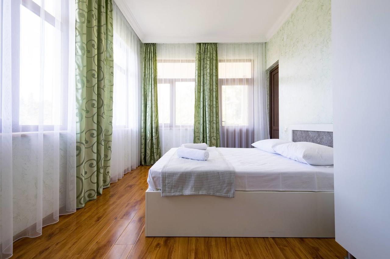 Sunny Hotel Batumi Makhinjauri Rum bild